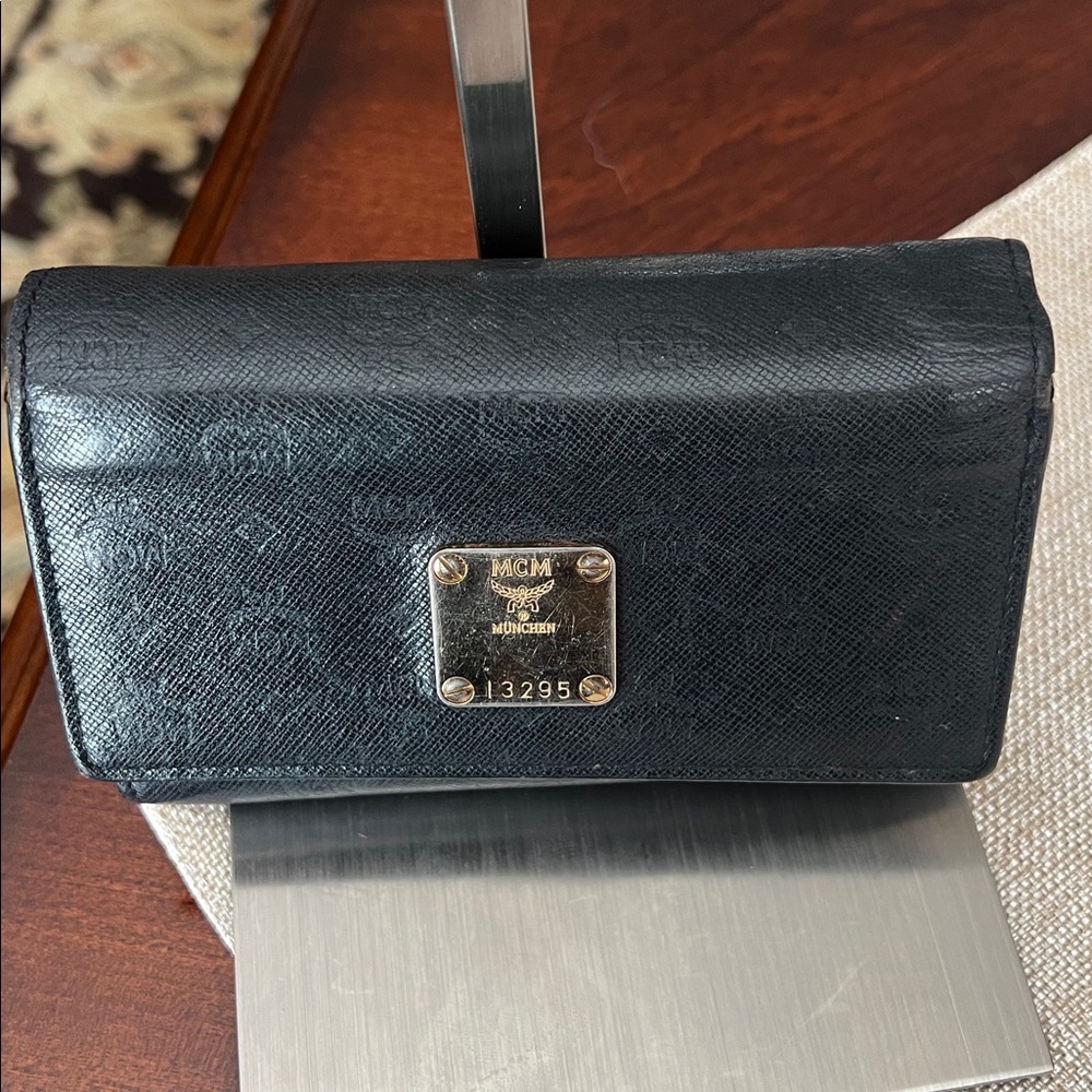 MCM Black Leather Logo Plate Continental Wallet with Gold Hardware GUC